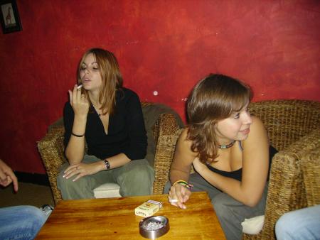 Les 2 clopeuses